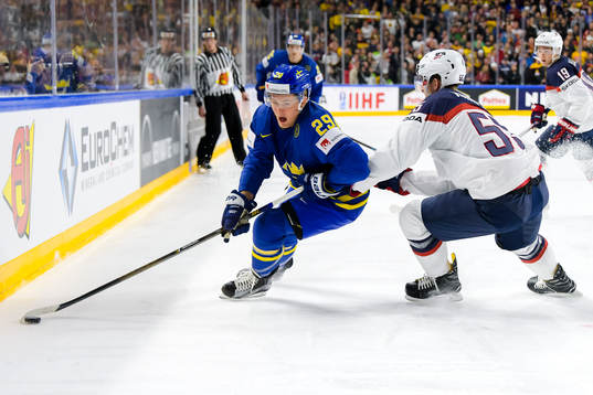 s Noah Hanifin