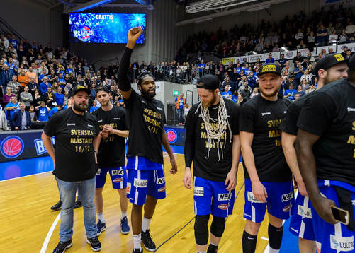Luleå spelarna jublar