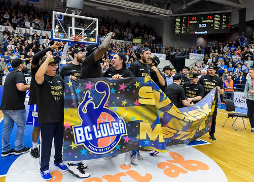Luleå spelarna jublar