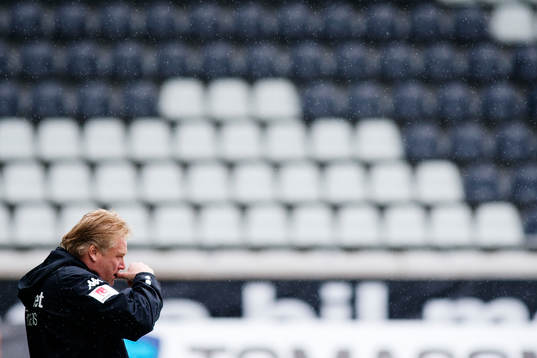 tränare Jörgen Lennartsson