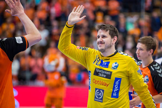 Kristianstads målvakt Nebojsa Simic  jublar