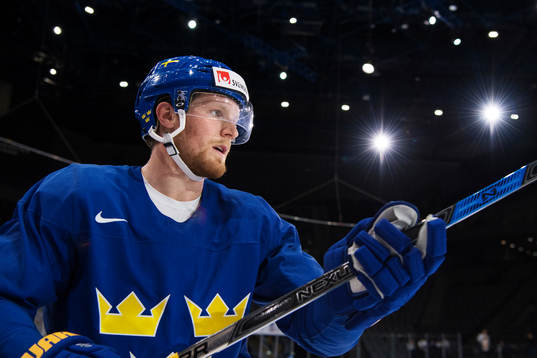 Gabriel Landeskog på Sveriges ishockeylandslags träning