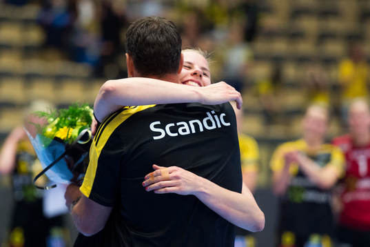 Sävehofs Rikke Jensen tackas av