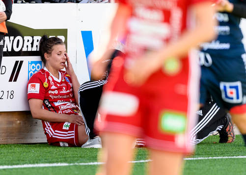 Piteås Hanna Pettersson grinar illa
