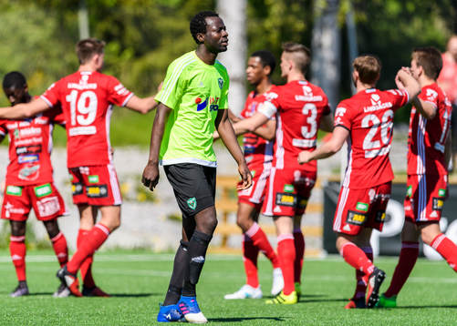Valbos Ignatius Adukor deppar
