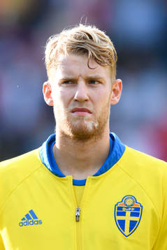 Sveriges Filip Helander vid lineup innan