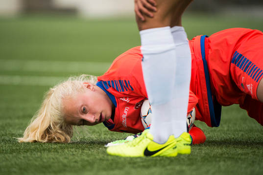 LB07s målvakt Josephine Frigge