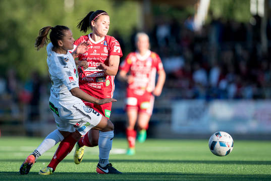 Piteås Hanna Pettersson och Rosengårds Alexandra Lowe