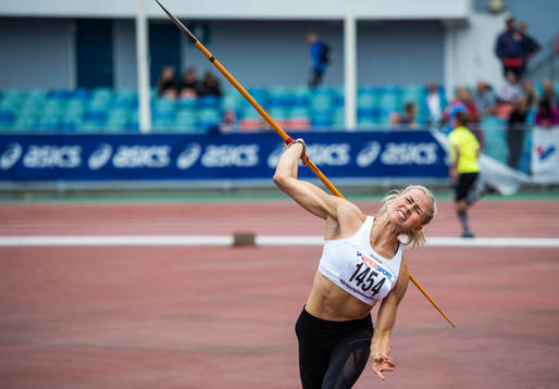Bianca Salming kastar spjut