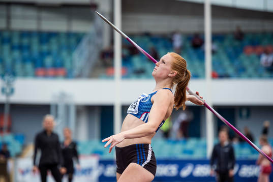 Helena Kolte kastar spjut