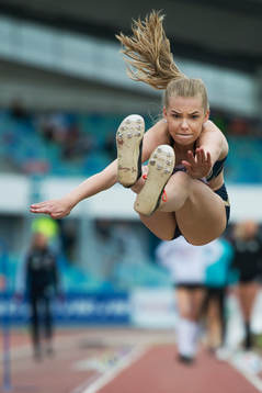 Ida Persson hoppar längdhopp