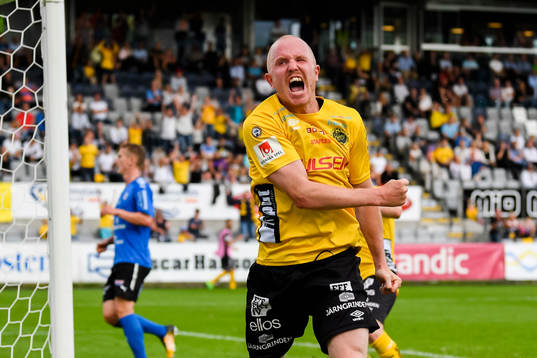 Elfsborgs Simon Lundevall jublar