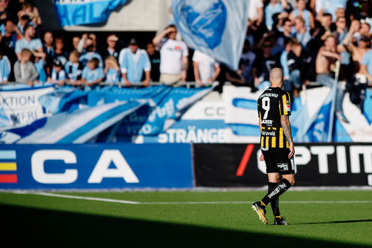 Häckens Alexander Farnerud deppar