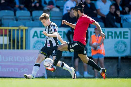 Landskronas Dennis Olofsson och Oskarshamns Peiman Eliassi