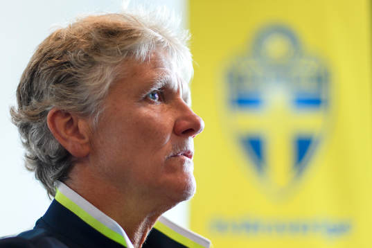 Förbundskapten Pia Sundhage blir intervjuad