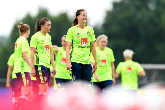 Pauline Hammarlund och Lotta Schelin