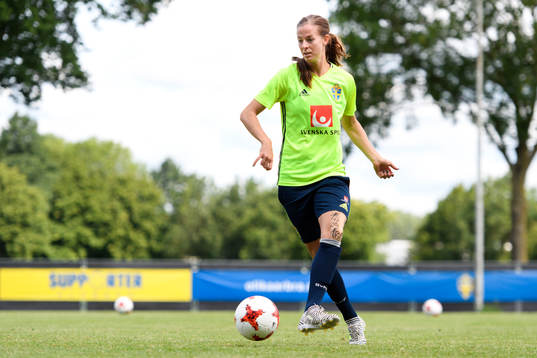 Lotta Schelin