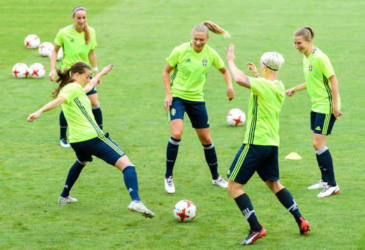 Lotta Schelin, Kosovare Asllani, Fridolina Rolfö, Nilla
