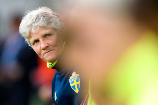 Sveriges förbundskapten Pia Sundhage i matchen mellan