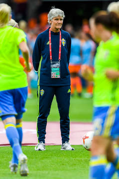 Sveriges förbundskapten Pia Sundhage före  kvartsfinalen