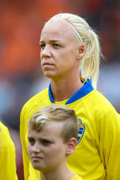 Sveriges Caroline Seger vid lineup innan kvartsfinalen