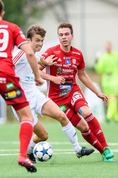Piteås Alex Naylor och Täfteås Oscar Kröger