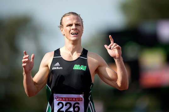 Nick Ekelund-Arenander jublar