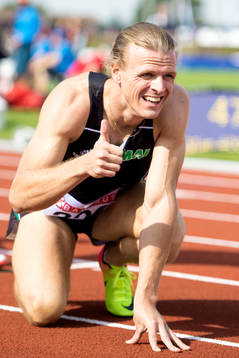 Nick Ekelund-Arenander jublar
