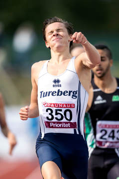 Andreas Almgren jublar