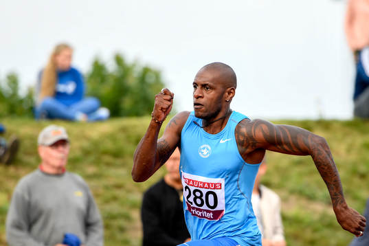 Nil de Oliveira tävlar på 200 meter