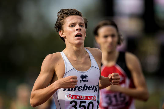 Andreas Almgren i herrarnas final på 1500 meter