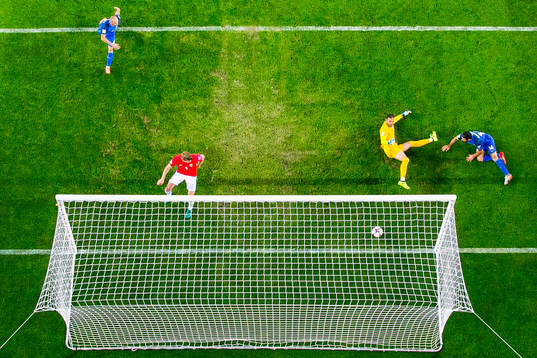 Bläddra bland fler bilder av Football, FIFA World Cup Qualifier, Norway - Azerbaijan
