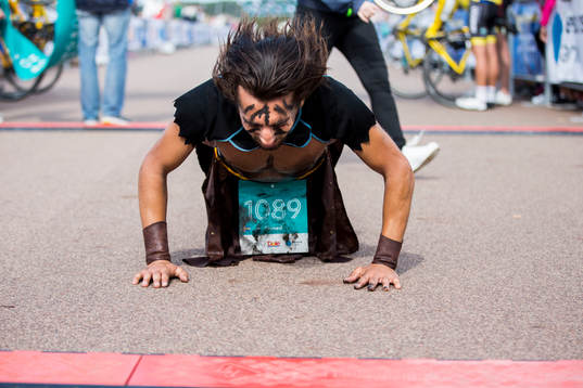 Ahmed Abdelhamid, IS Göta / Våningen & Villan, gör
