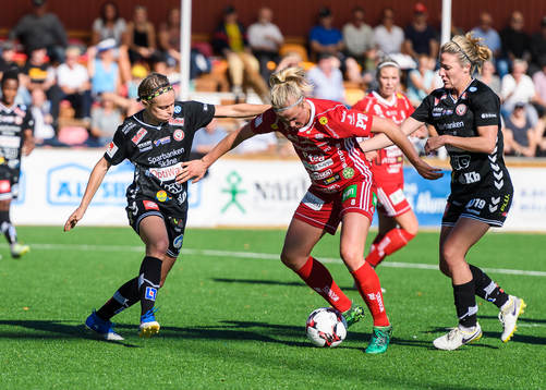 Piteås Julia Karlenäs
