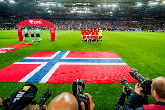Norway's starting eleven pose for a team photo