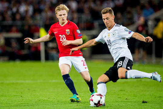 Mats Møller Dæhli of Norway and Joshua Kimmich of Germany