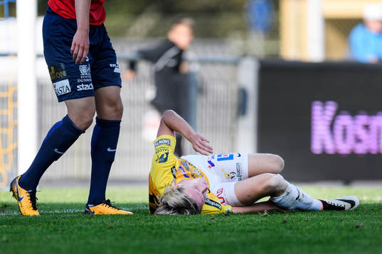 Falkenbergs Viktor Götesson har ont