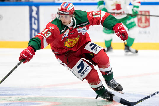 Moras Emil Bejmo  i ishockeymatchen i SHL mellan Mora och