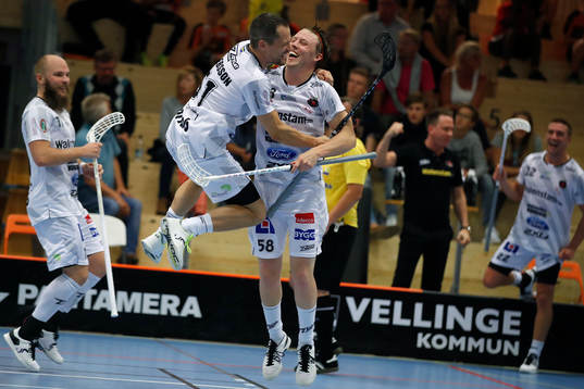 Pixbos Johan Borgström jublar