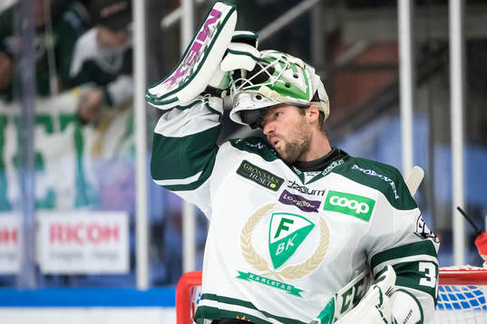 Färjestads målvakt Lars Haugen  i ishockeymatchen i SHL