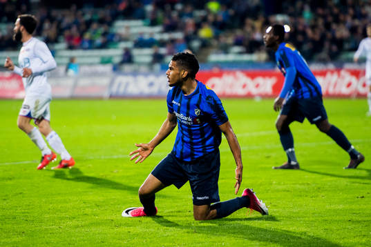Ohikhuaeme Anthony Omoijuanfo of Stabæk reacts