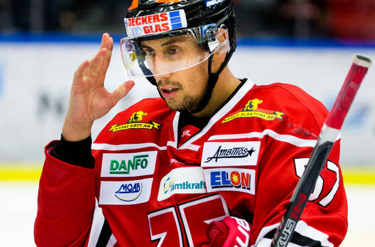 Örebros Daine Todd deppar