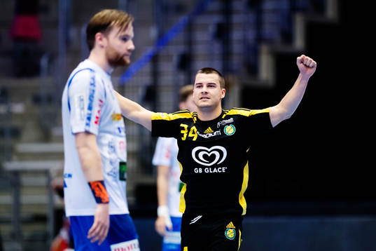 Skövdes Adam Samuelsson deppar medan Sävehofs Sebastian