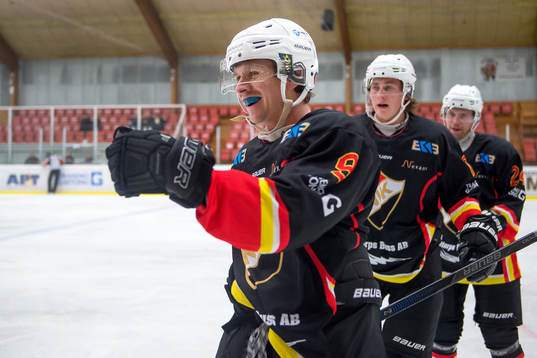Bläddra bland fler bilder av Ishockey, Div 3 Södra, Träningsmatch, Nittorp - Falköping