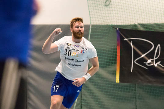 7 Torslandas Tobias Jademan jublar