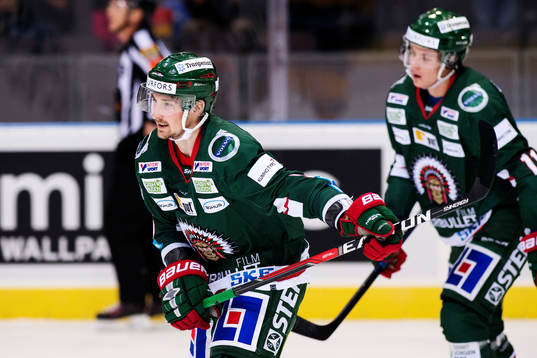 Frölundas Adam Almqvist jublar