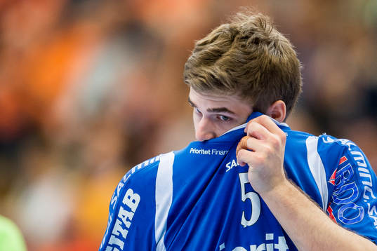 Redbergslids Albin Stenberg deppar