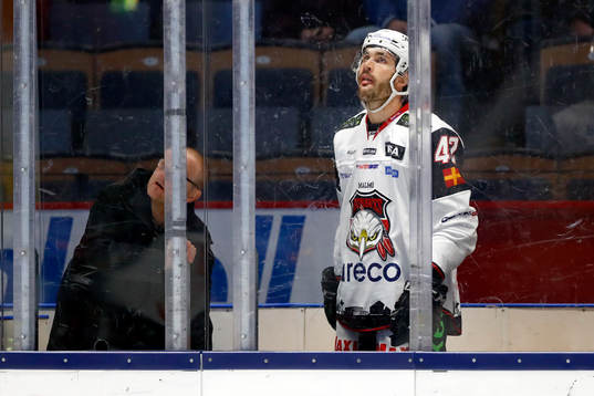 Malmö Redhawks Niklas Arell i utvisningsbåset