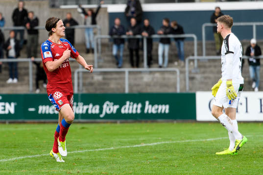 IFK Göteborgs August Erlingmark jublar