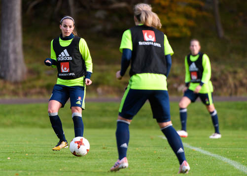 Kosovare Asllani